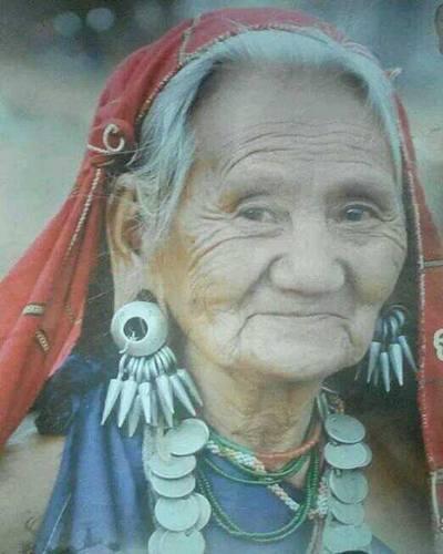 Kayah_Karenni Woman